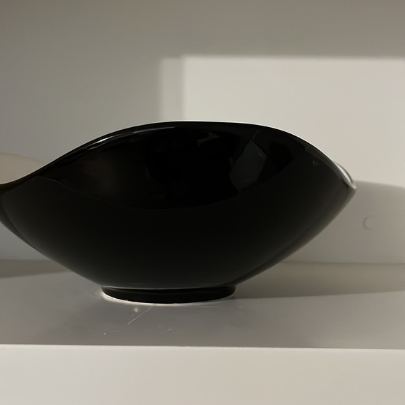 BOGO FREE ALL ITEMS! Black white decorative bowl 12.5 inches diameter - Picture 3 of 6